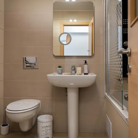 Apartment Jad - Comfortable - - Coresi