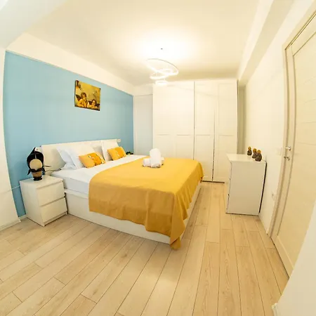 Jad - Comfortable - - Coresi