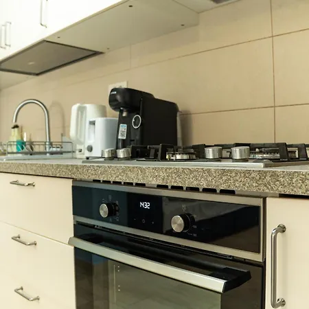 Apartment Jad - Comfortable - - Coresi